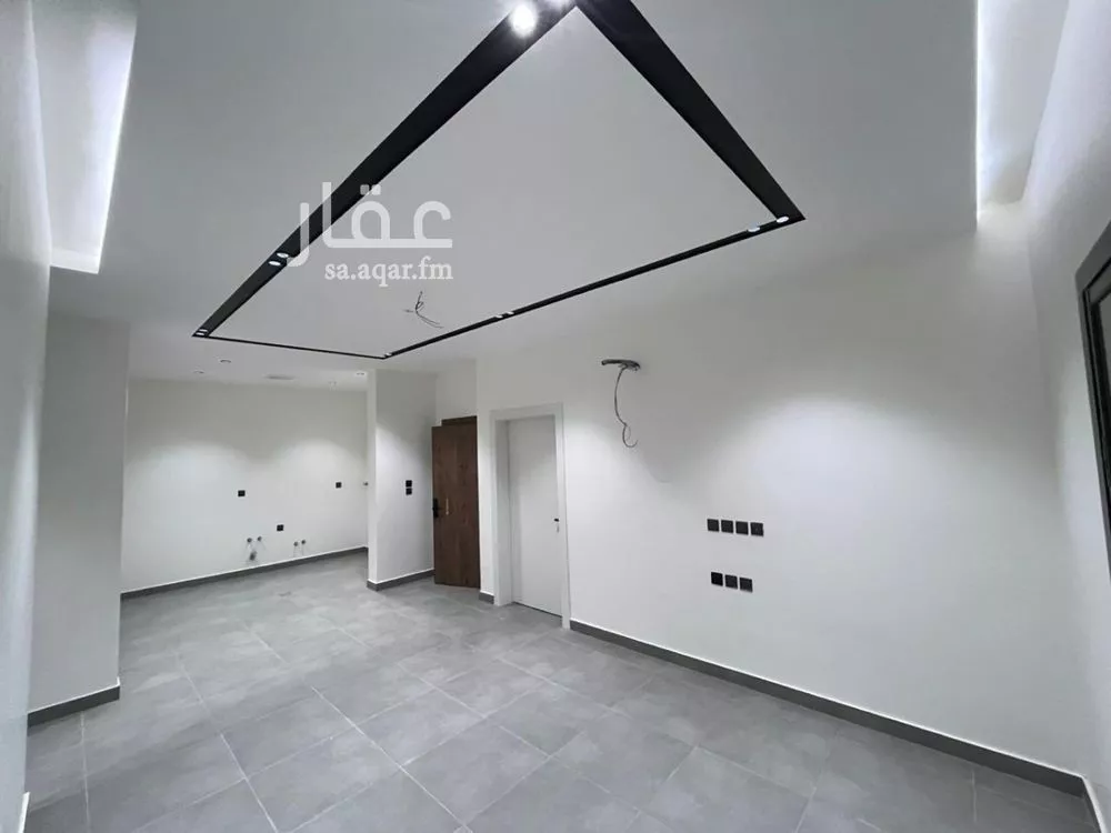 شقة 4 غرف في النعيم 3