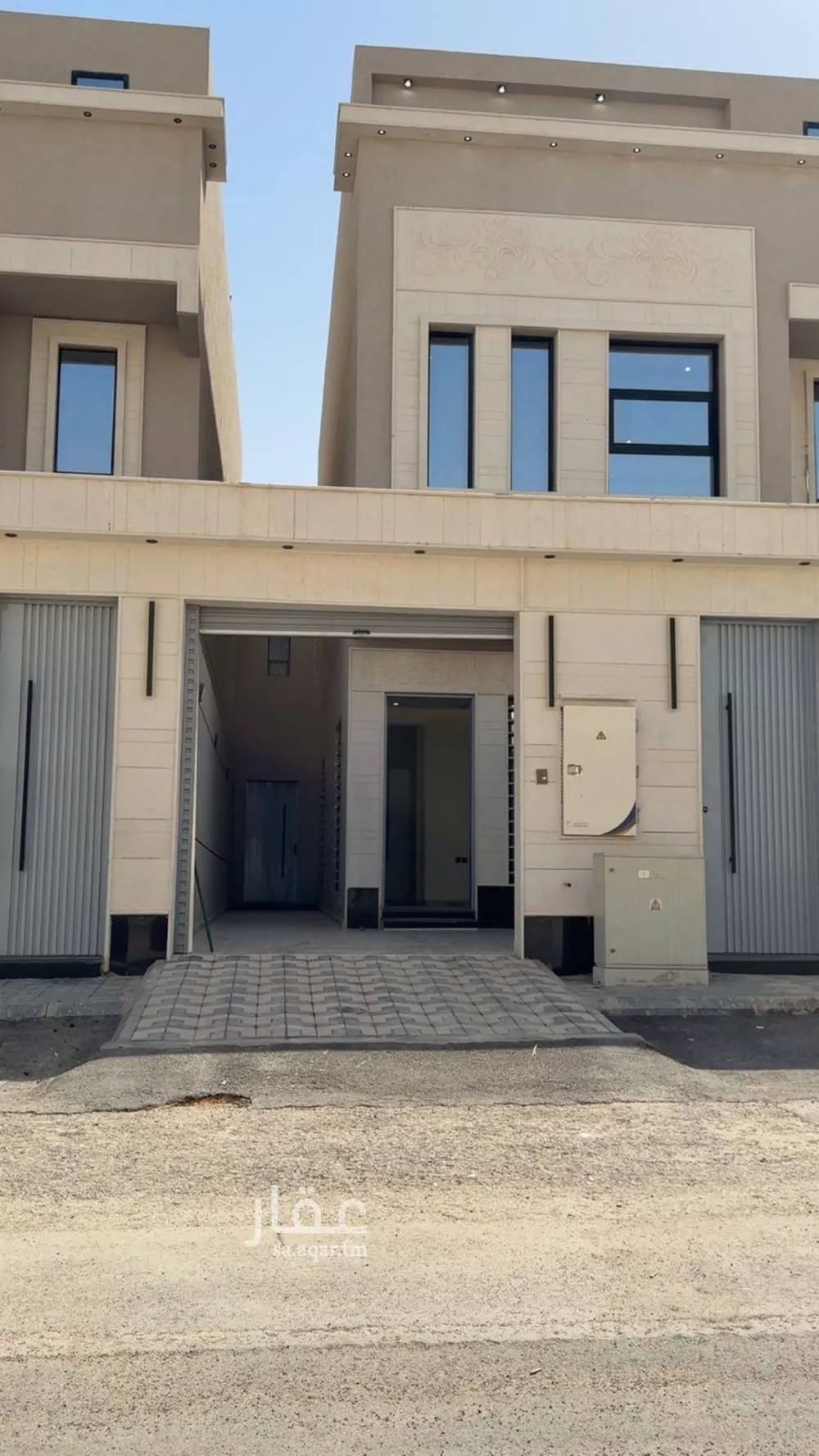10 bedroom floor in Dhahrat Namar