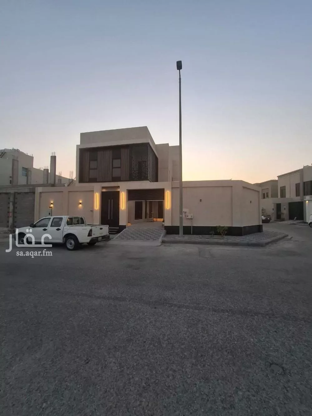 فيلا 9 غرف في البحيرة