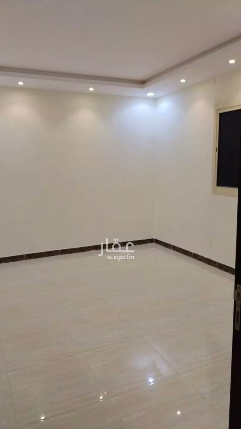 شقة 3 غرف في الرمال 1