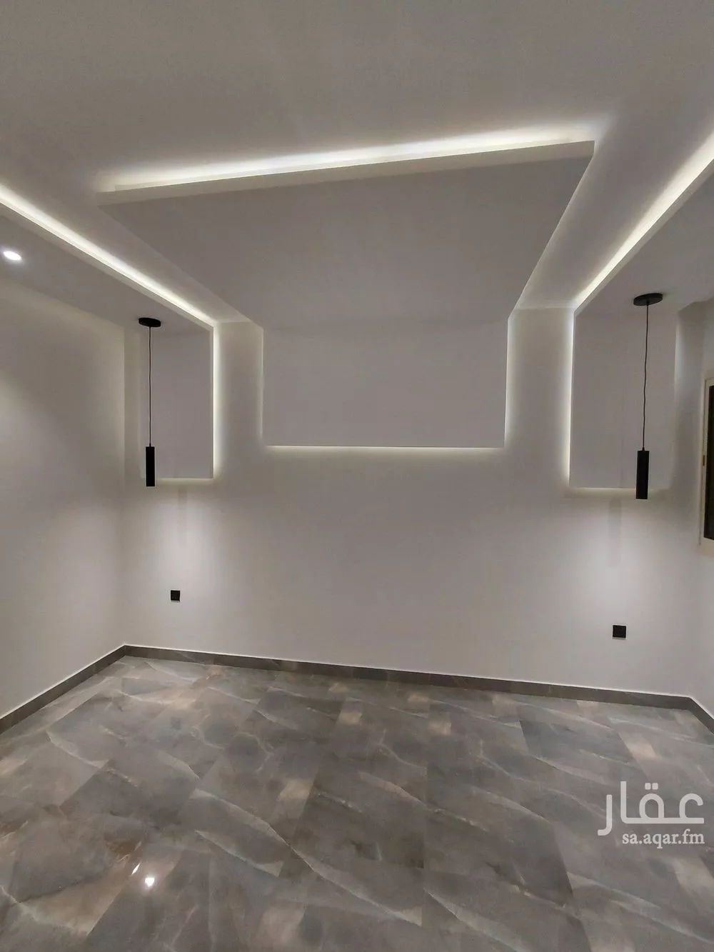 شقة 1 غرف في العقيق 2