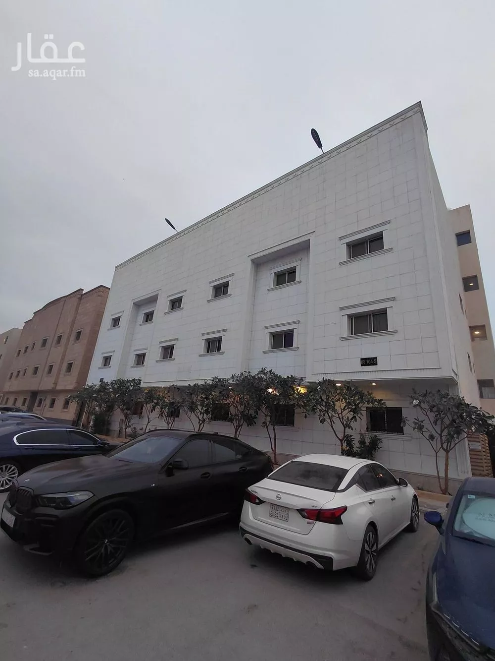 شقة 2 غرف في الملقا 5