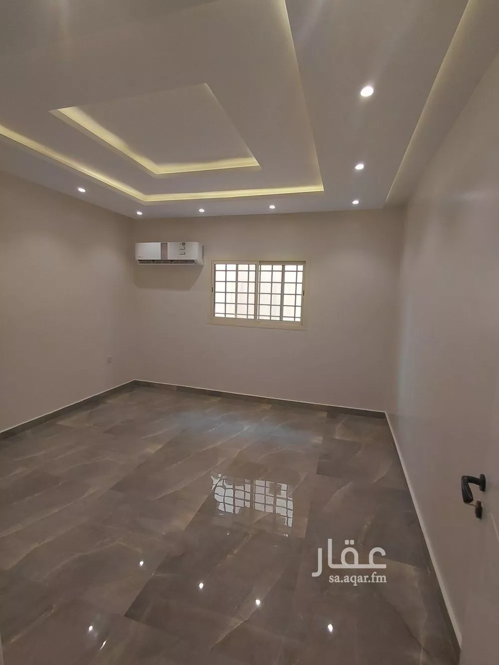 شقة 1 غرف في العقيق 3