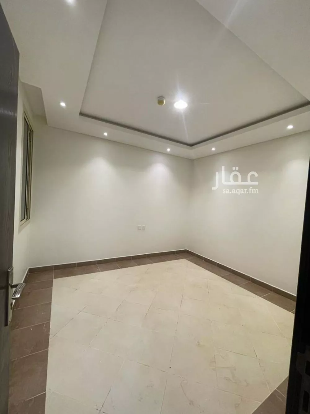 شقة 3 غرف في الملقا 2