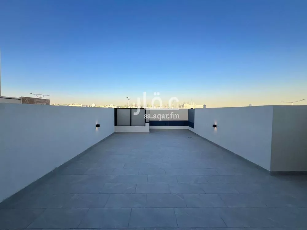 4 bedroom villa in Al Narjis 5