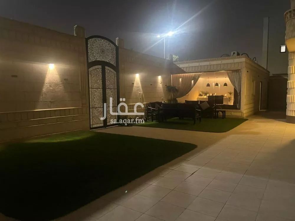 4 bedroom villa in Al Rawdah 5