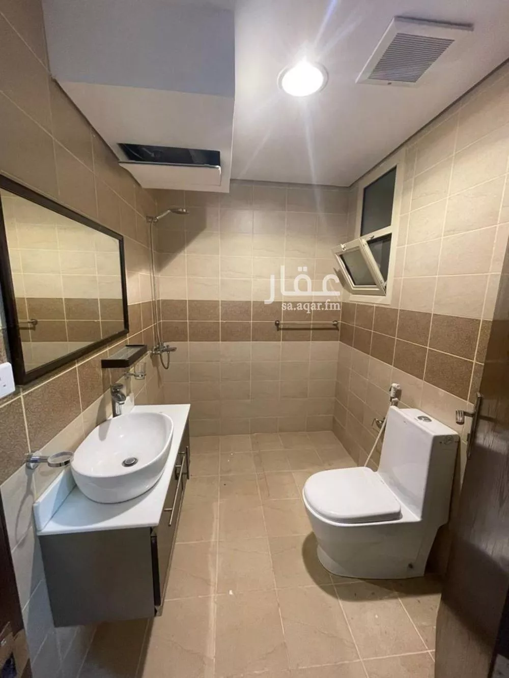 شقة 3 غرف في الملقا 4