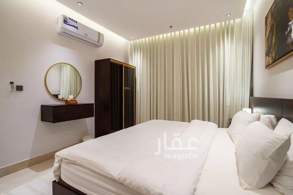 شقة 4 غرف في الملقا 3