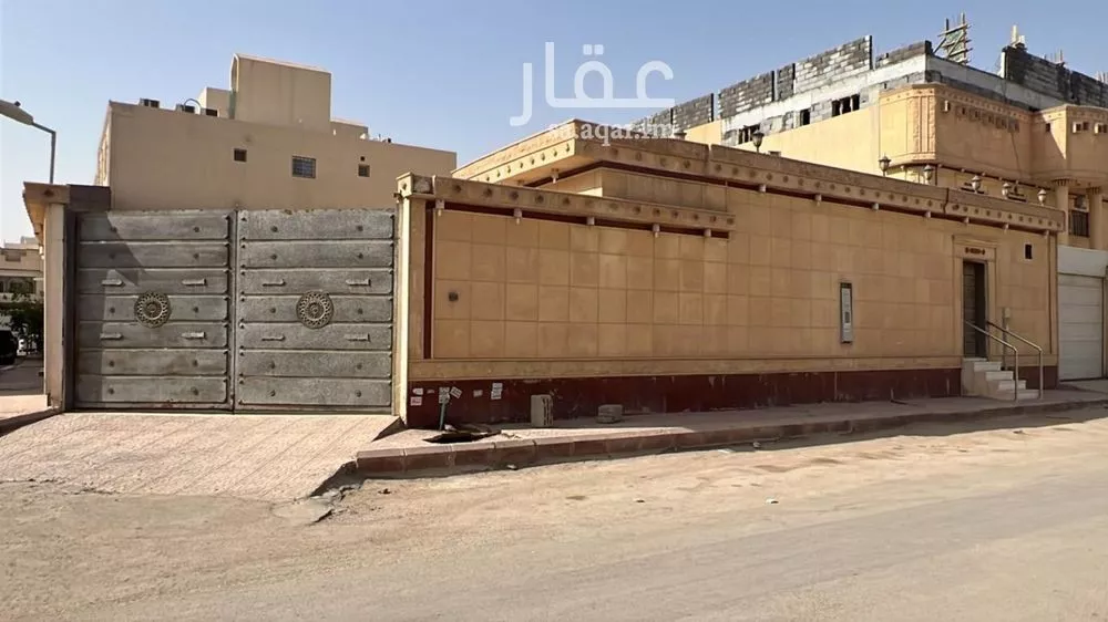 أرض 613 م² في الرمال 2