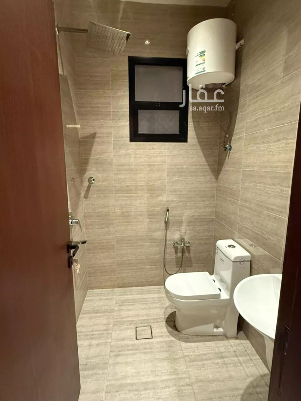 شقة 3 غرف في الرمال 4