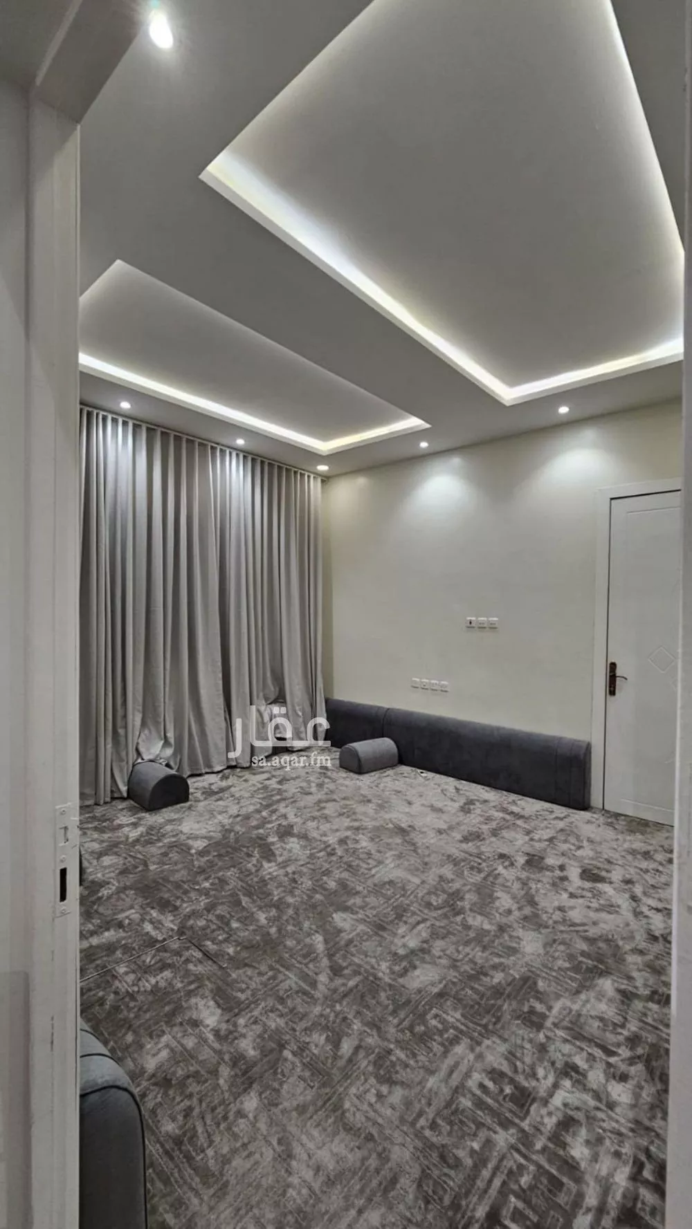 فيلا 12 غرف في الرمال 5