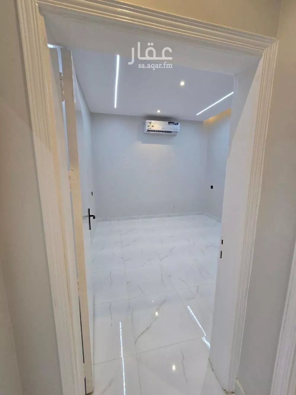 شقة 1 غرف في الخليج 5