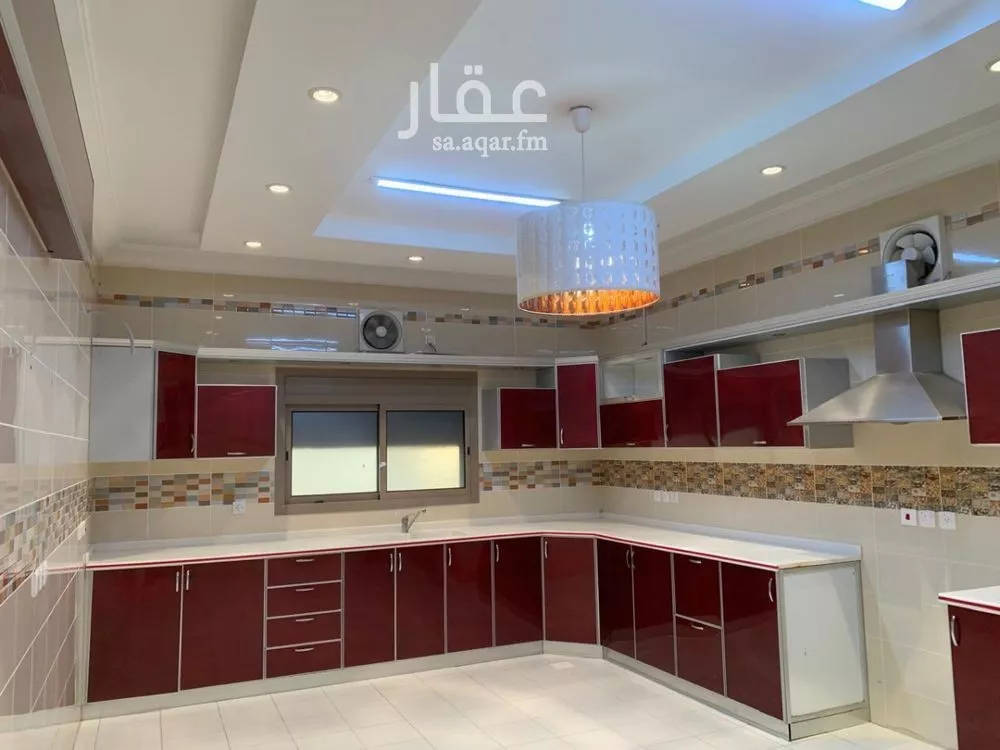 5 bedroom apartment in Al Basateen, Jeddah 6