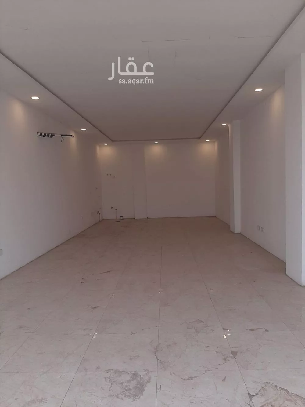 34 sqm shop in King Fahd 4
