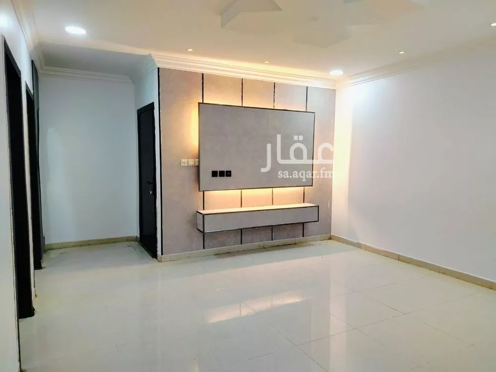 شقة 4 غرف في ضاحية الملك فهد 4