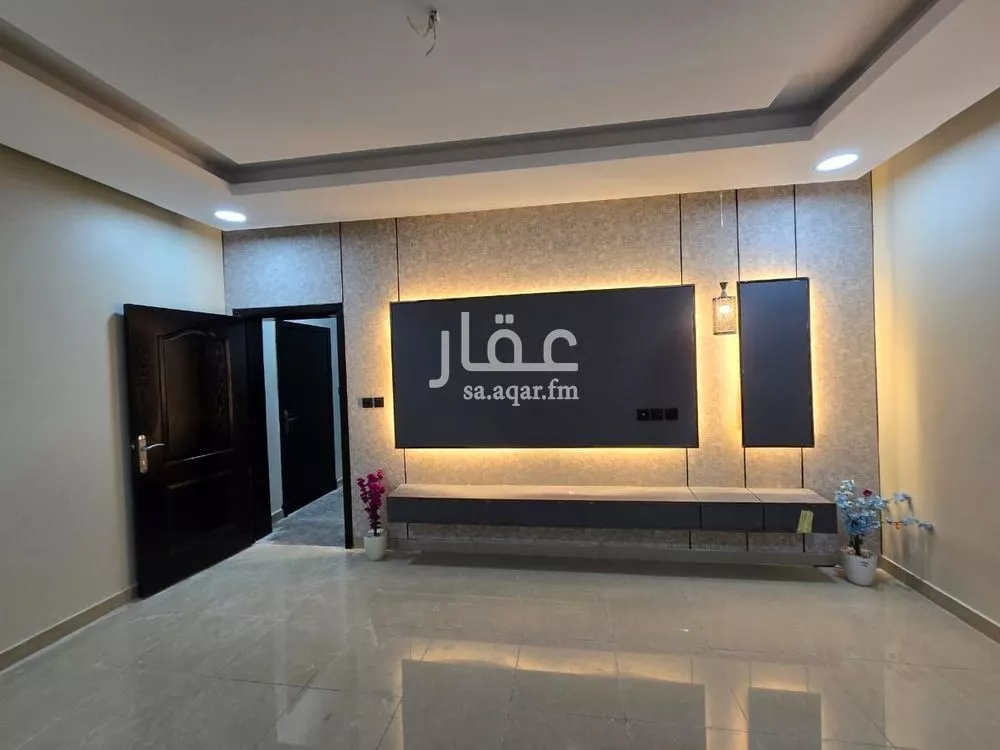 5 bedroom apartment in Ash Shulah 3