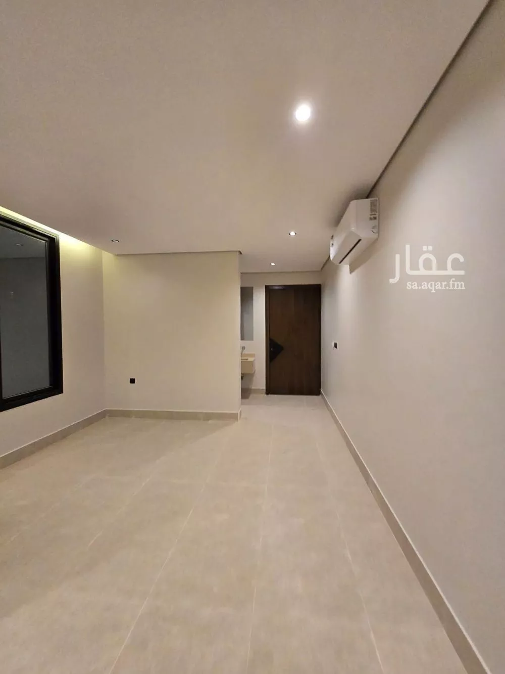 شقة 4 غرف في الحمرا 5