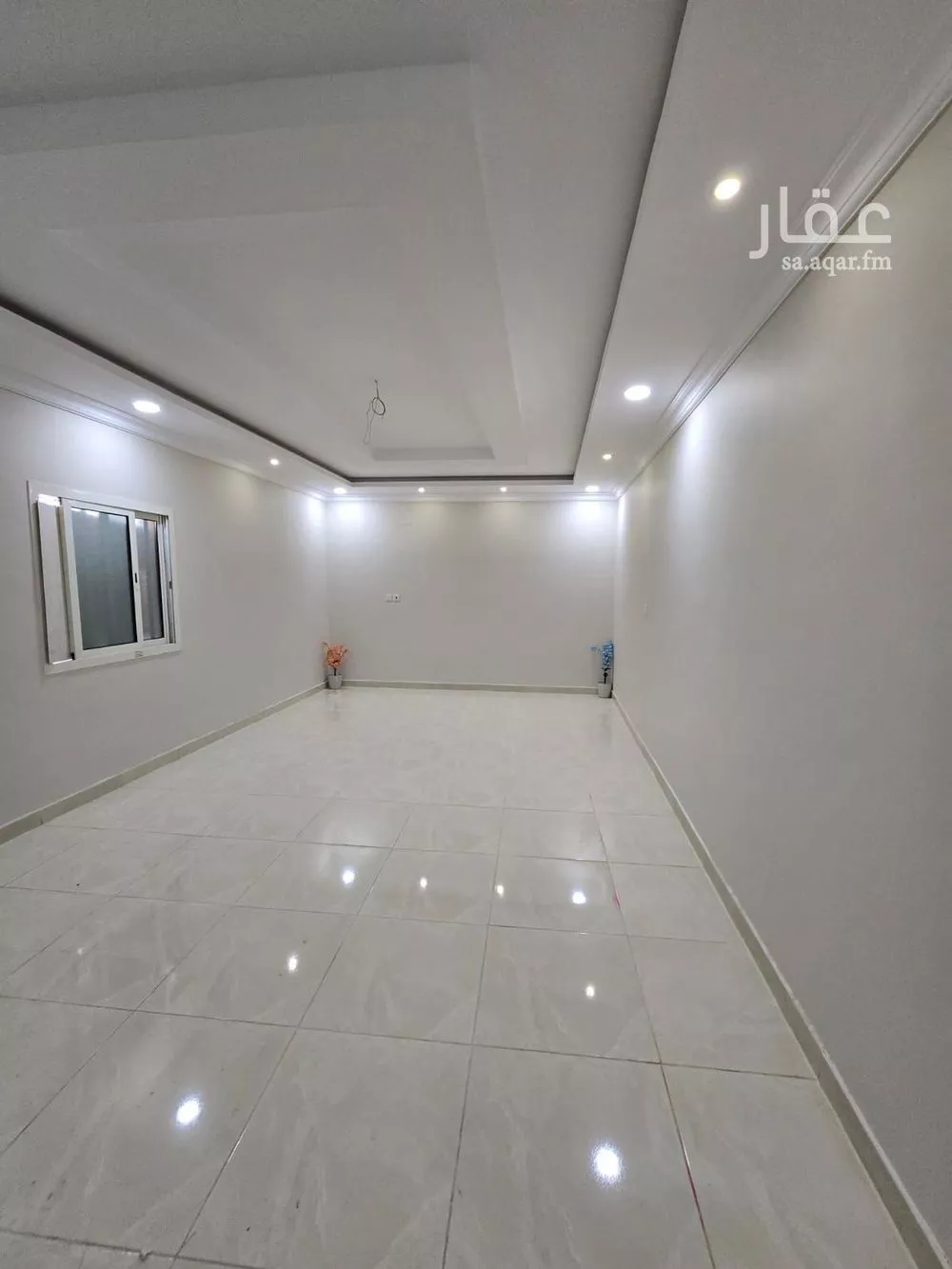 5 bedroom apartment in Dahiat King Fahd 1
