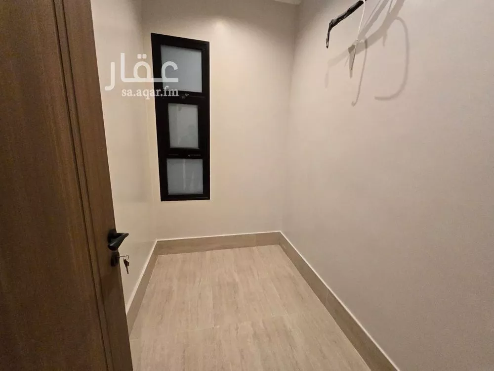 شقة 4 غرف في الشعلة، الدمام 7