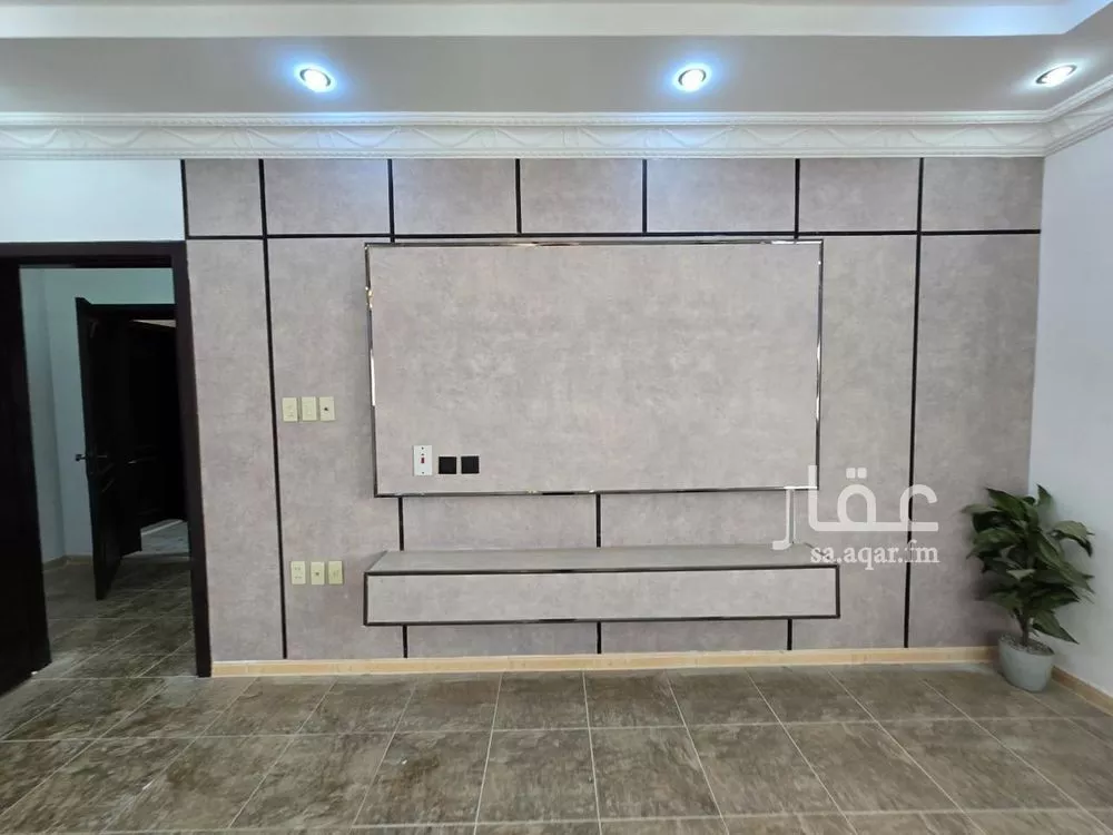 شقة 4 غرف في طيبة 3