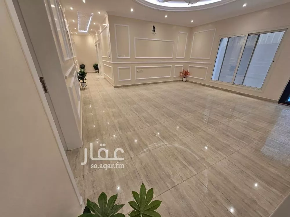 6 bedroom apartment in Al Fayha 3