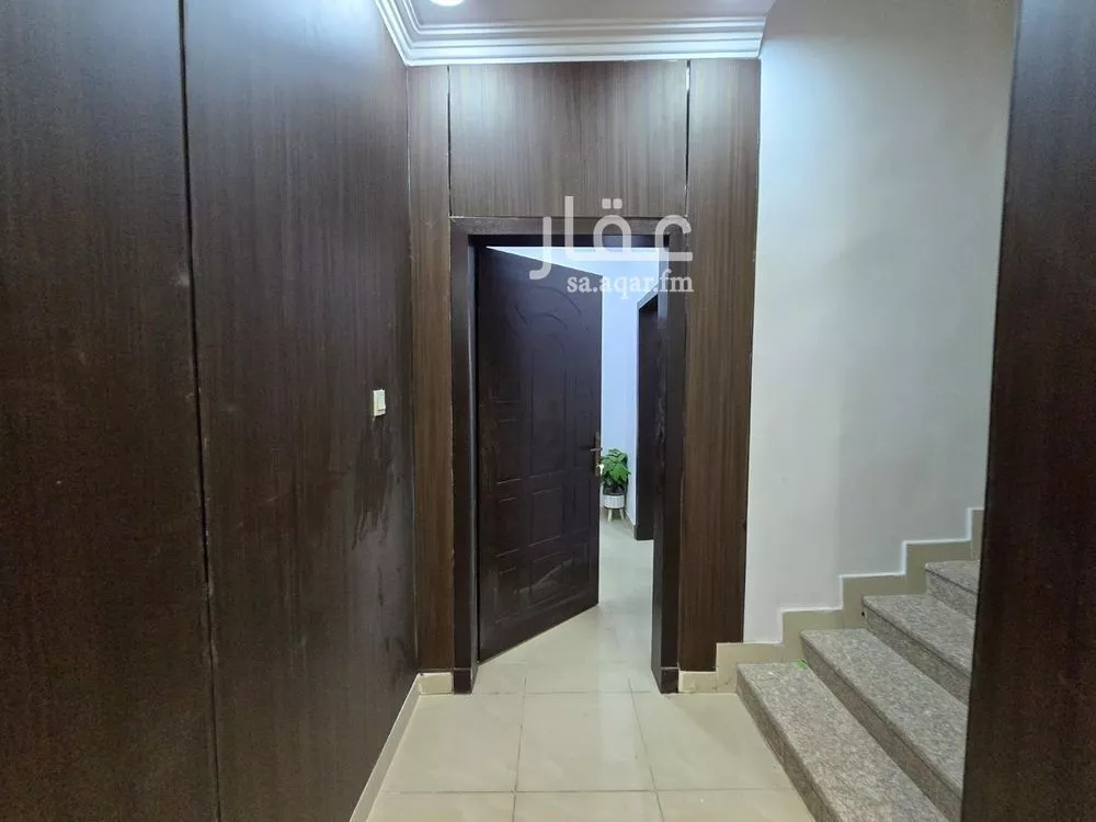 شقة 5 غرف في النور 5