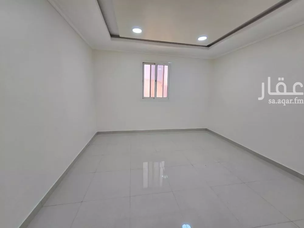 شقة 4 غرف في النور 3