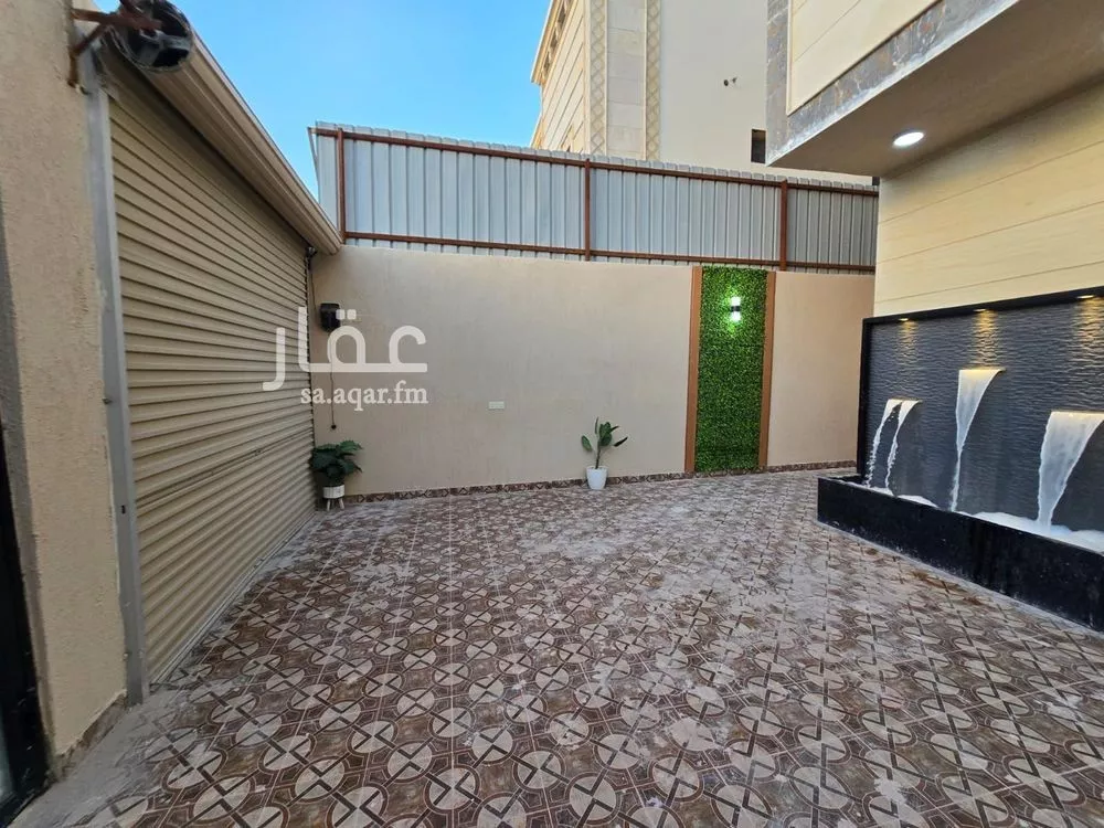 6 bedroom villa in Dahiat King Fahd 2