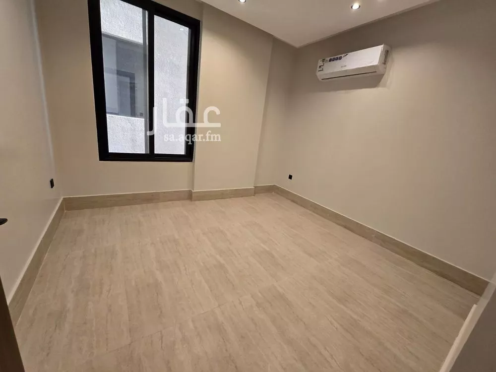 شقة 4 غرف في الشعلة، الدمام 13