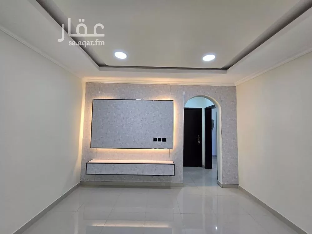 شقة 4 غرف في النور 2