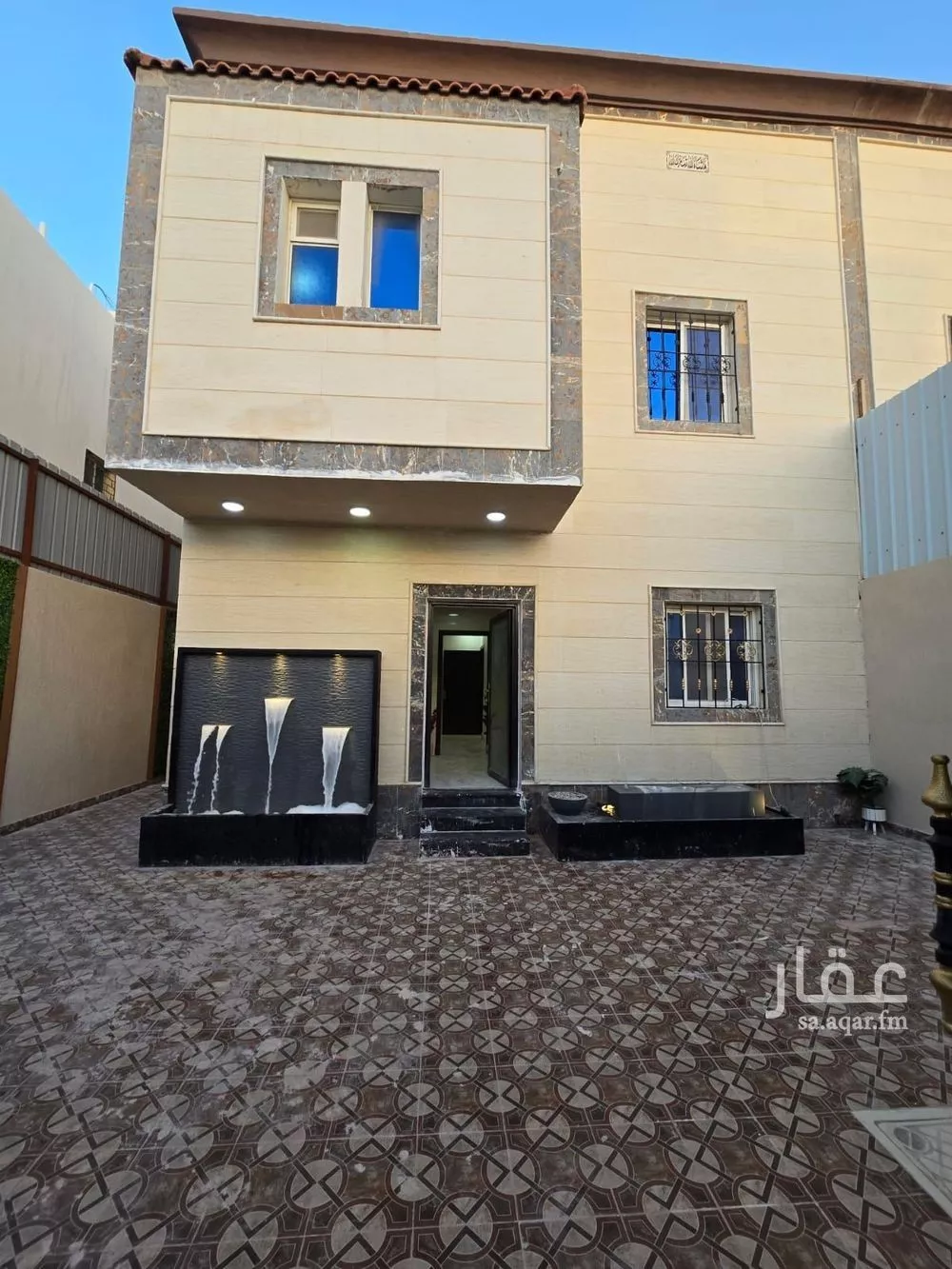 فيلا 6 غرف في ضاحية الملك فهد 1