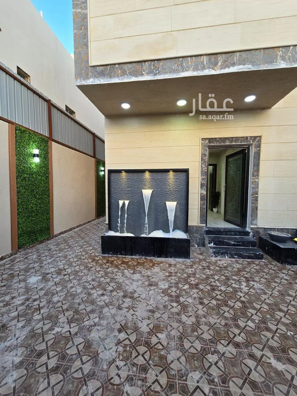 6 bedroom villa in Dahiat King Fahd 4