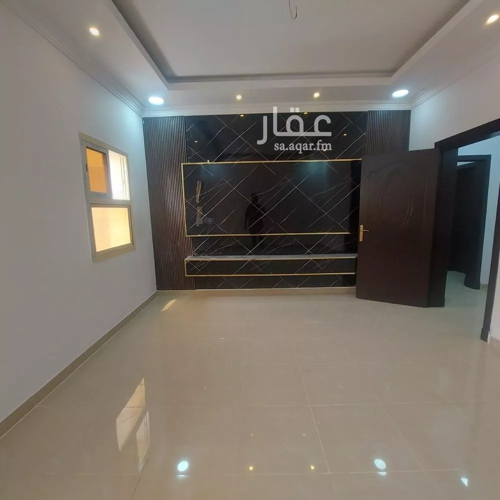 شقة 5 غرف في النور 5