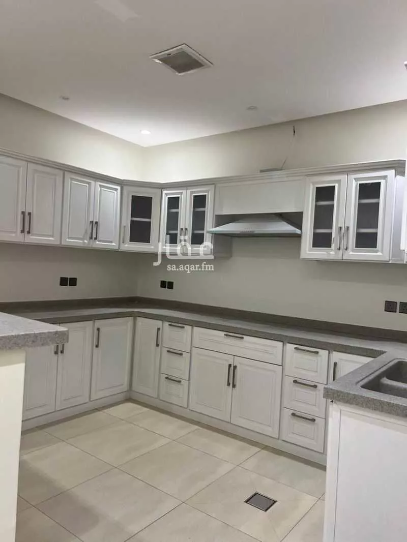 شقة 3 غرف في الملقا 2