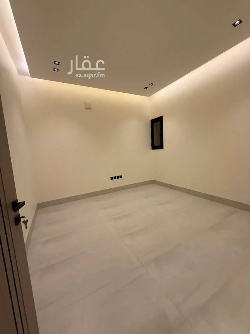 دور 3 غرف في العارض 3