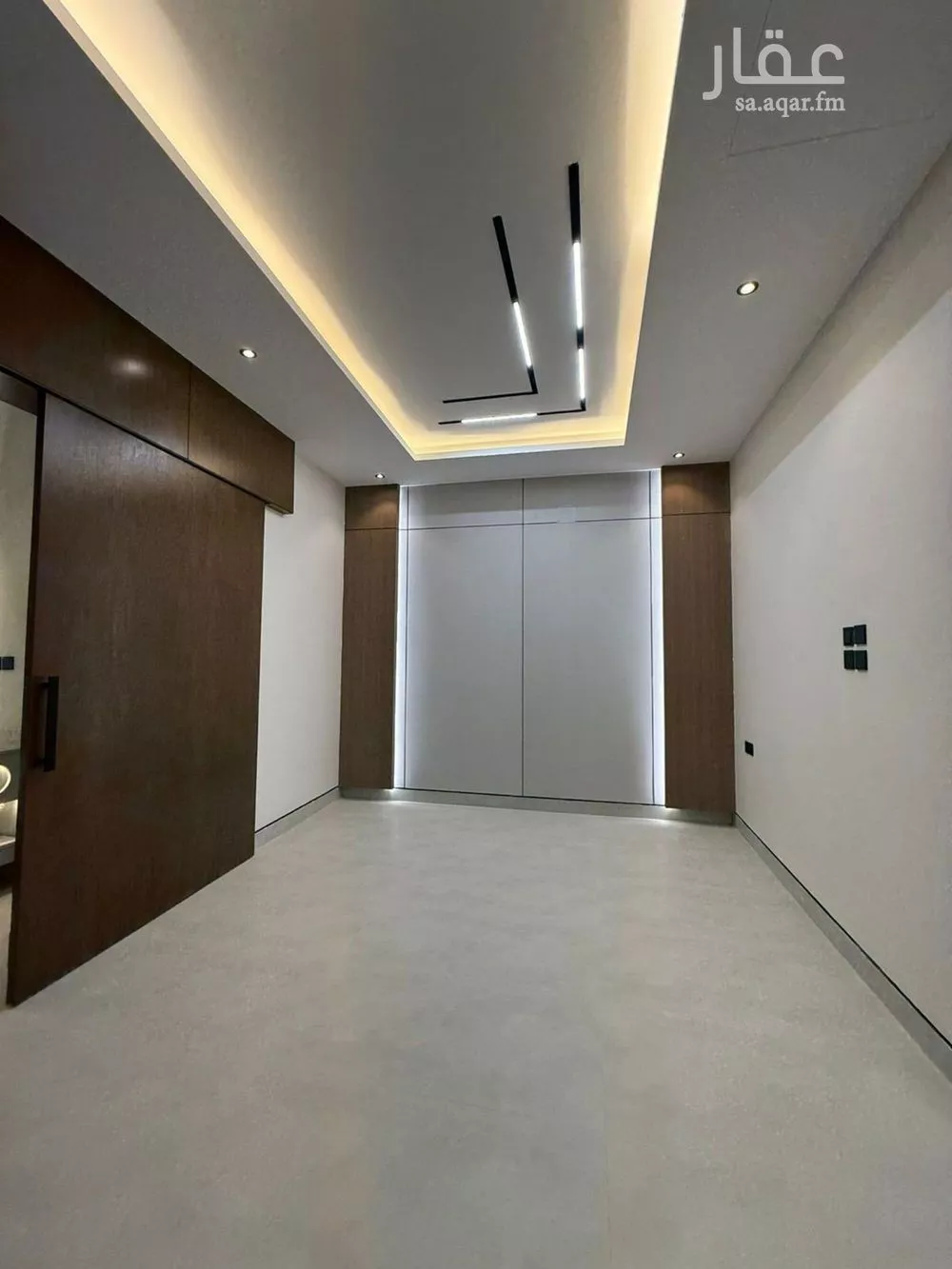 فيلا 8 غرف في المهدية 5