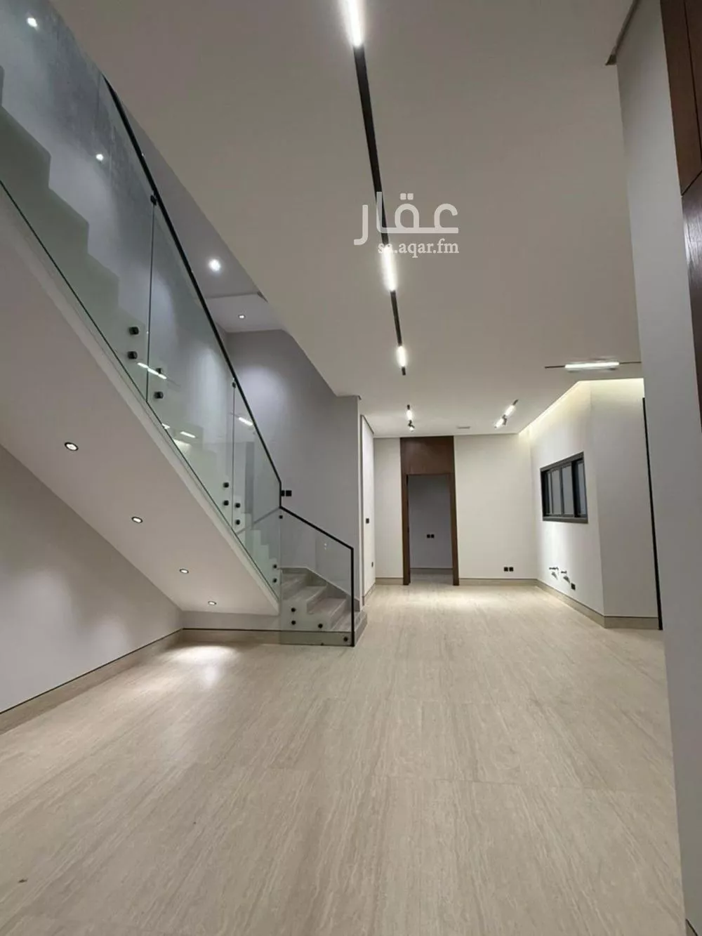 فيلا 7 غرف في المهدية 5