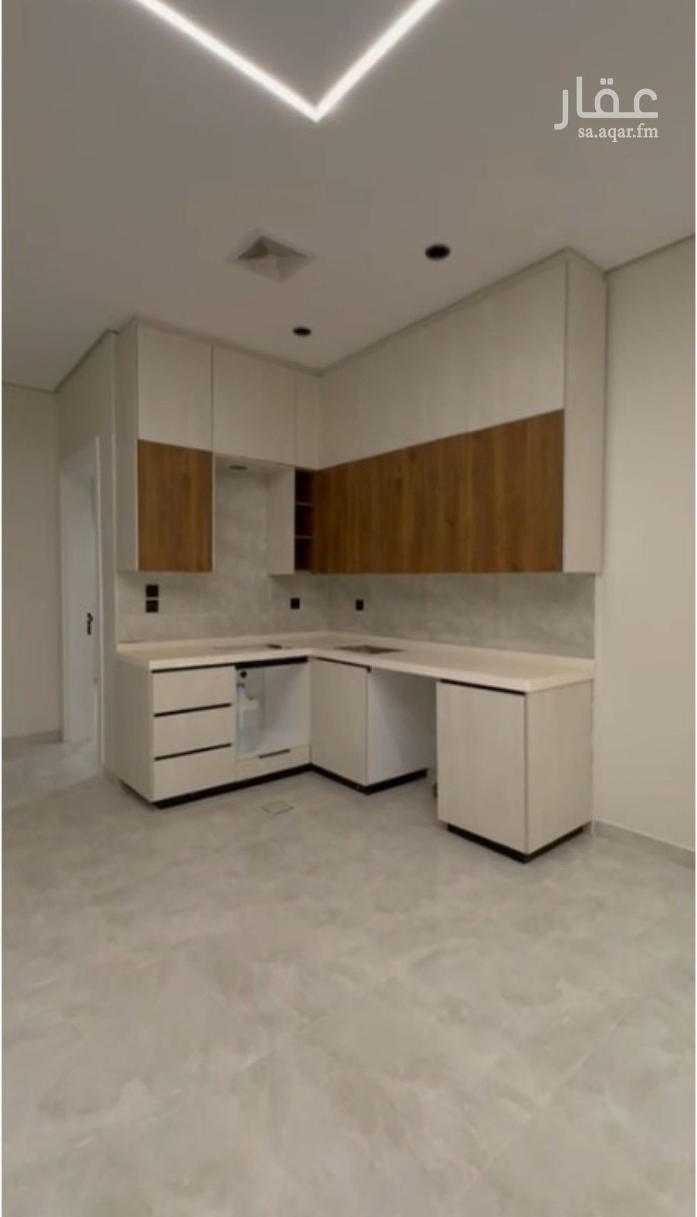 3 bedroom apartment in Al Hamra, Eastern Province 12