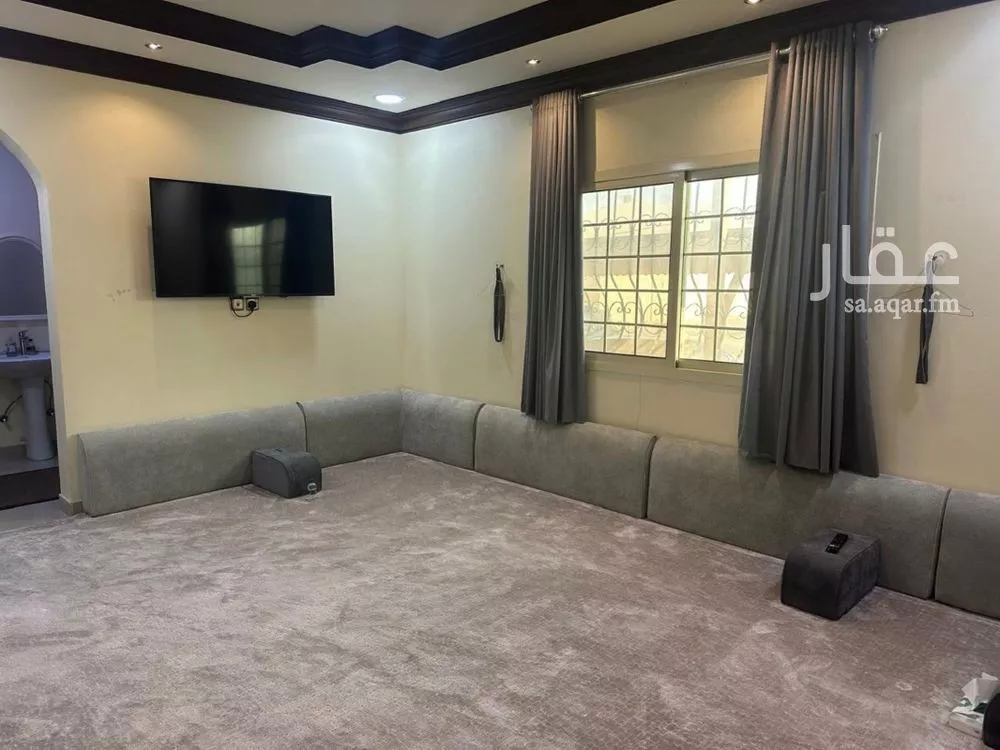 7 bedroom apartment in Hajar, Eastern Province 8