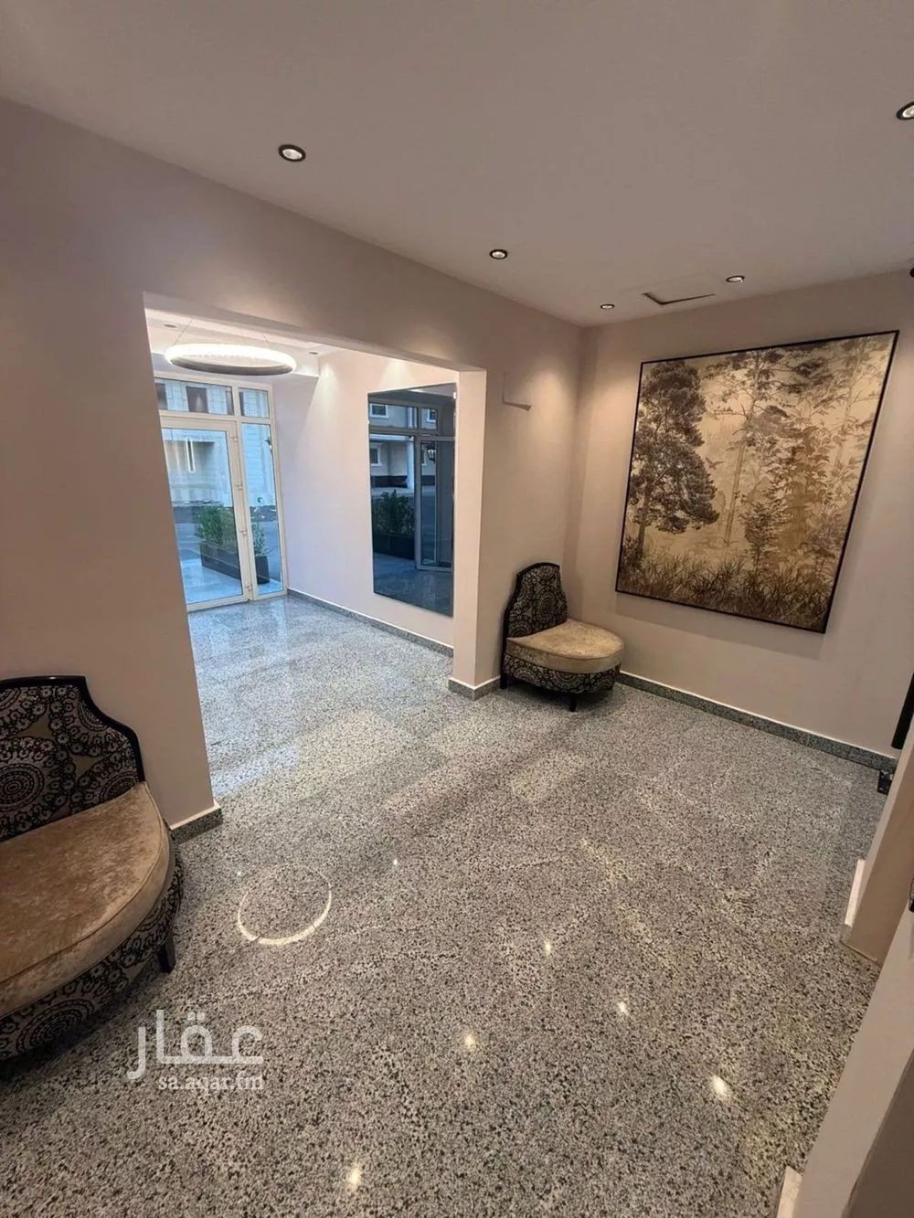 6 bedroom apartment in King Fahd 5