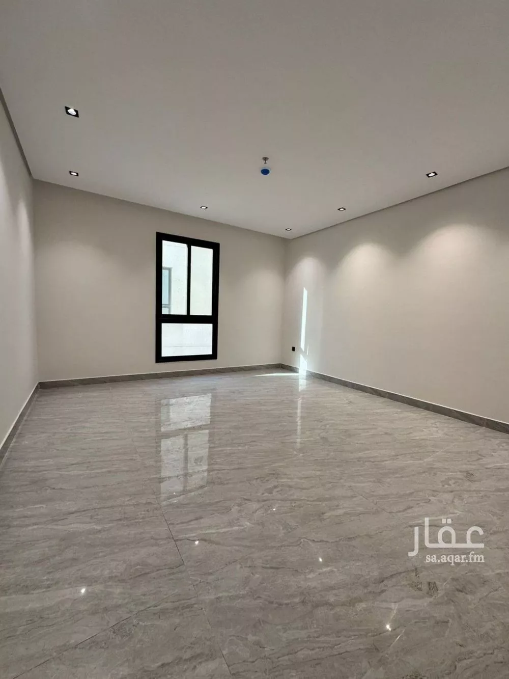 شقة 1 غرف في الحمرا 2