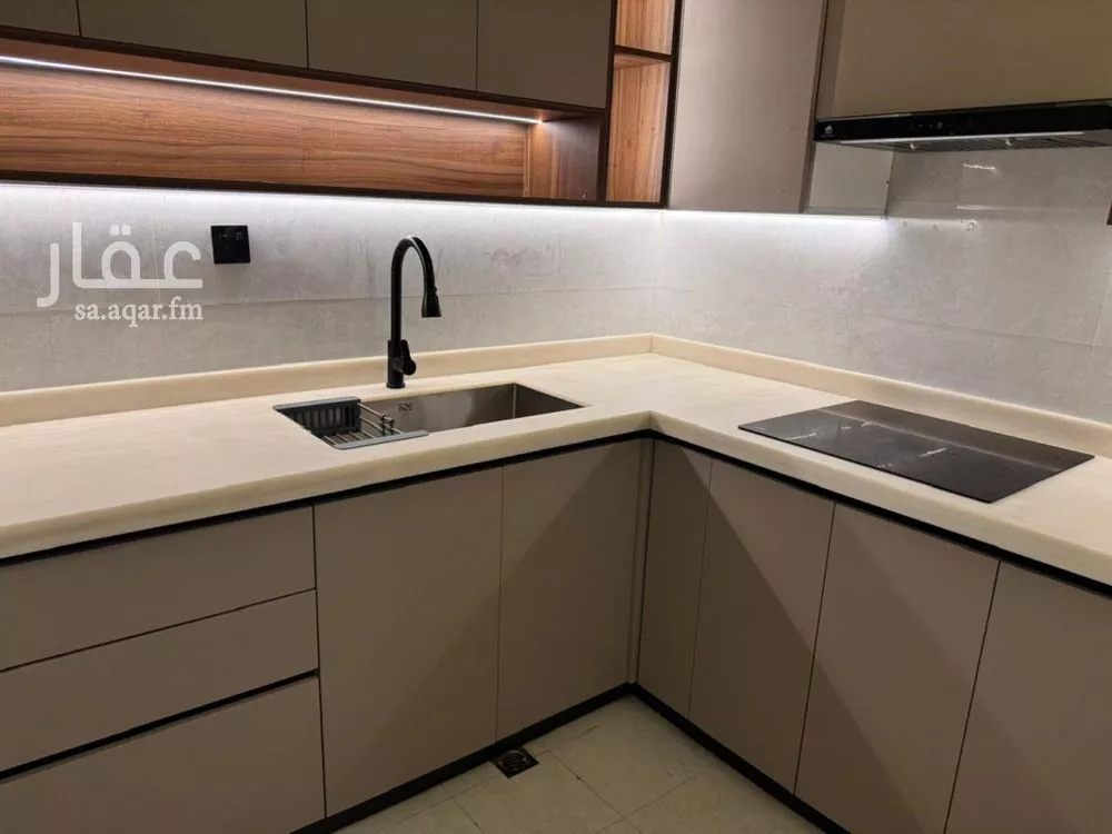 3 bedroom apartment in Al Rawabi, Eastern Province 6