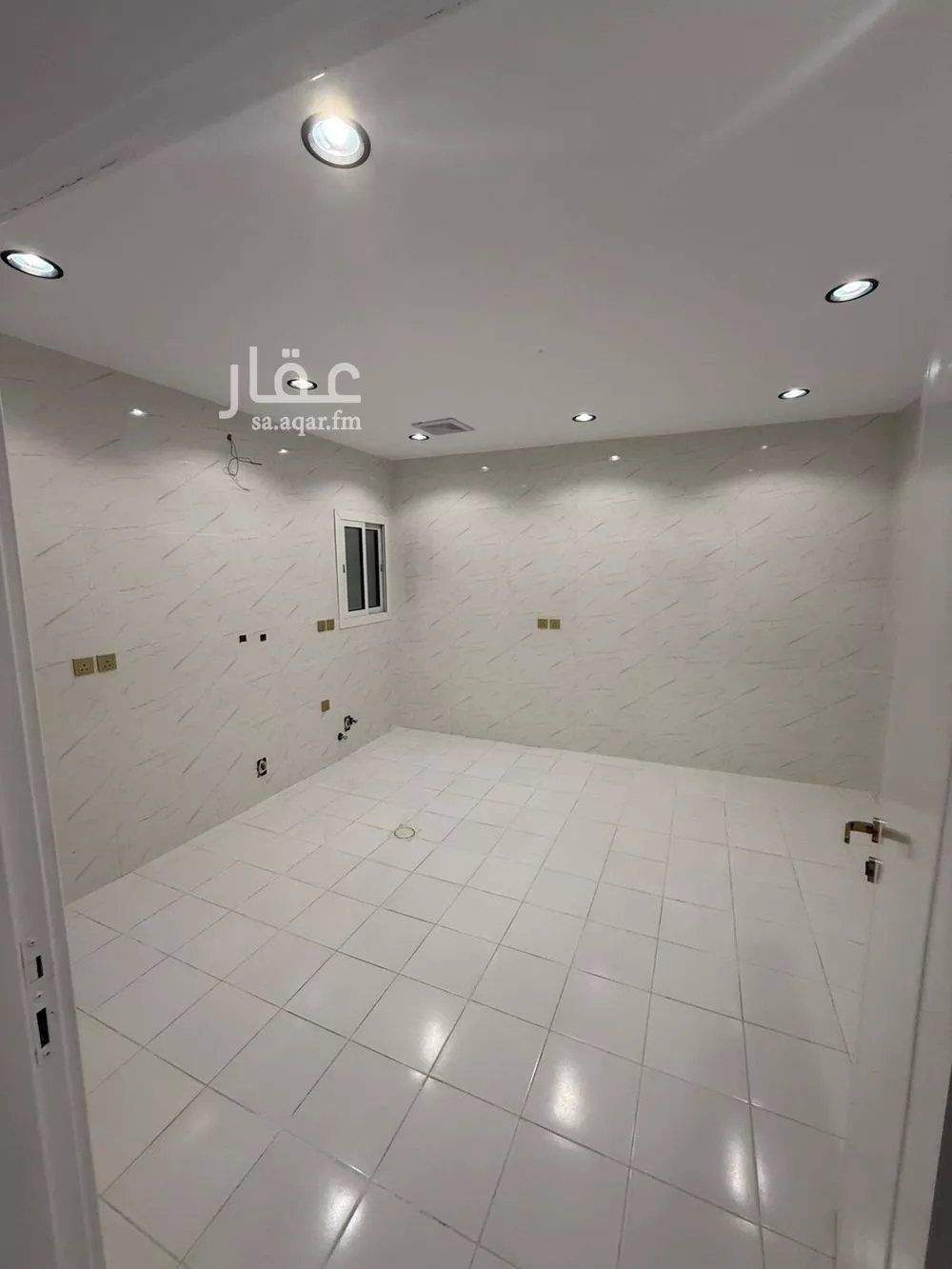 شقة 5 غرف في الملك فهد 2