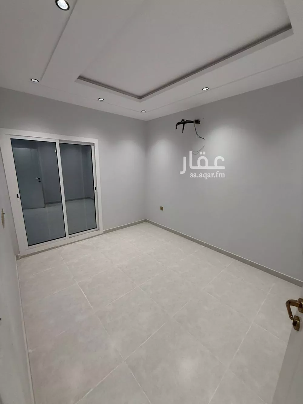 شقة 5 غرف في الملك فهد 5