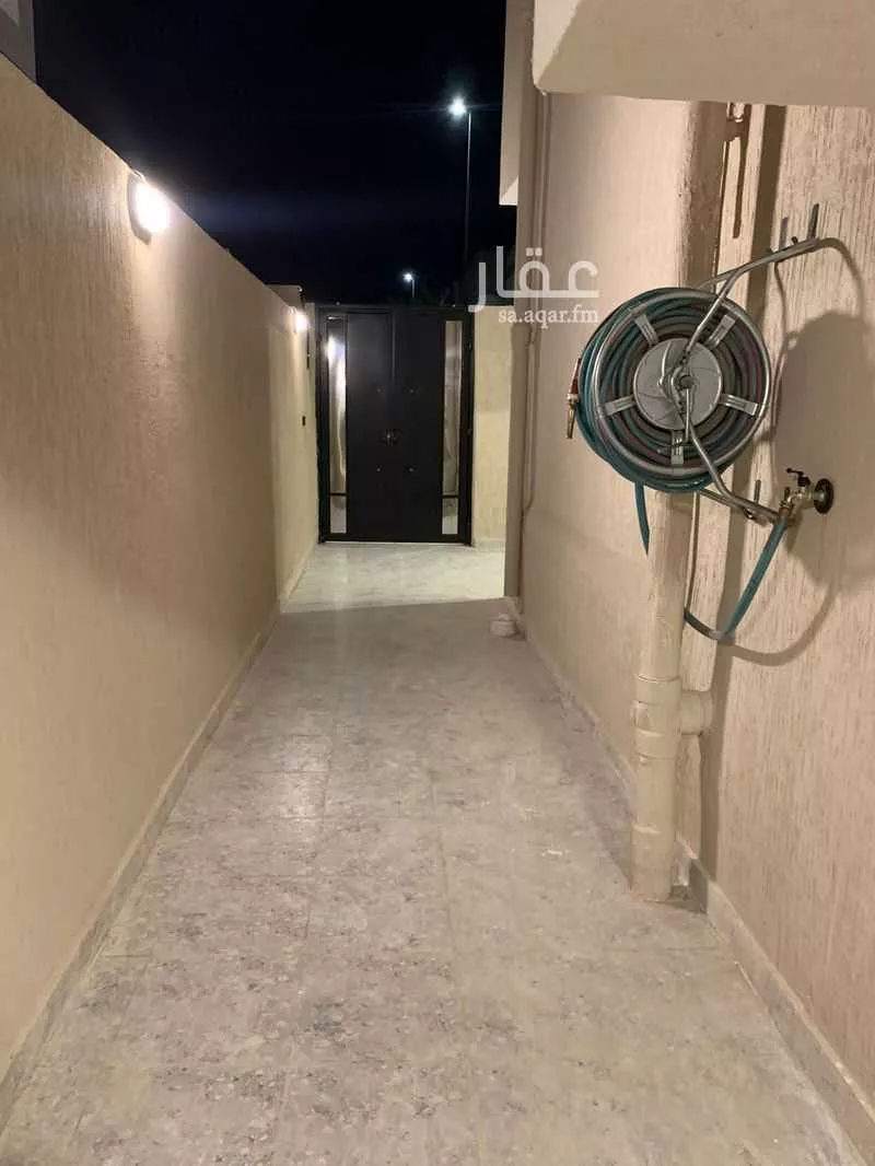 عمارة 450 م² في الوبرة 5