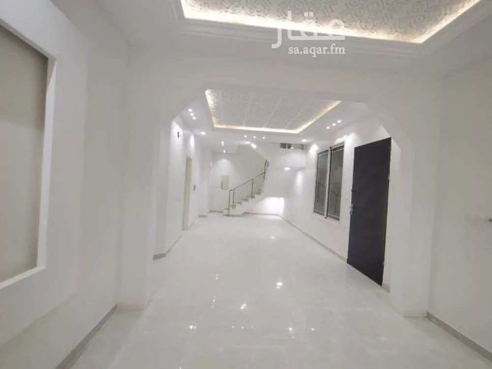 فيلا 6 غرف في الرمال 5