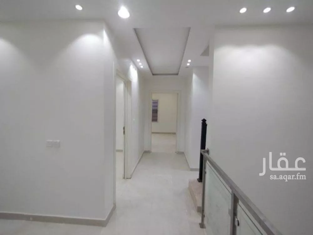 فيلا 6 غرف في الرمال 3