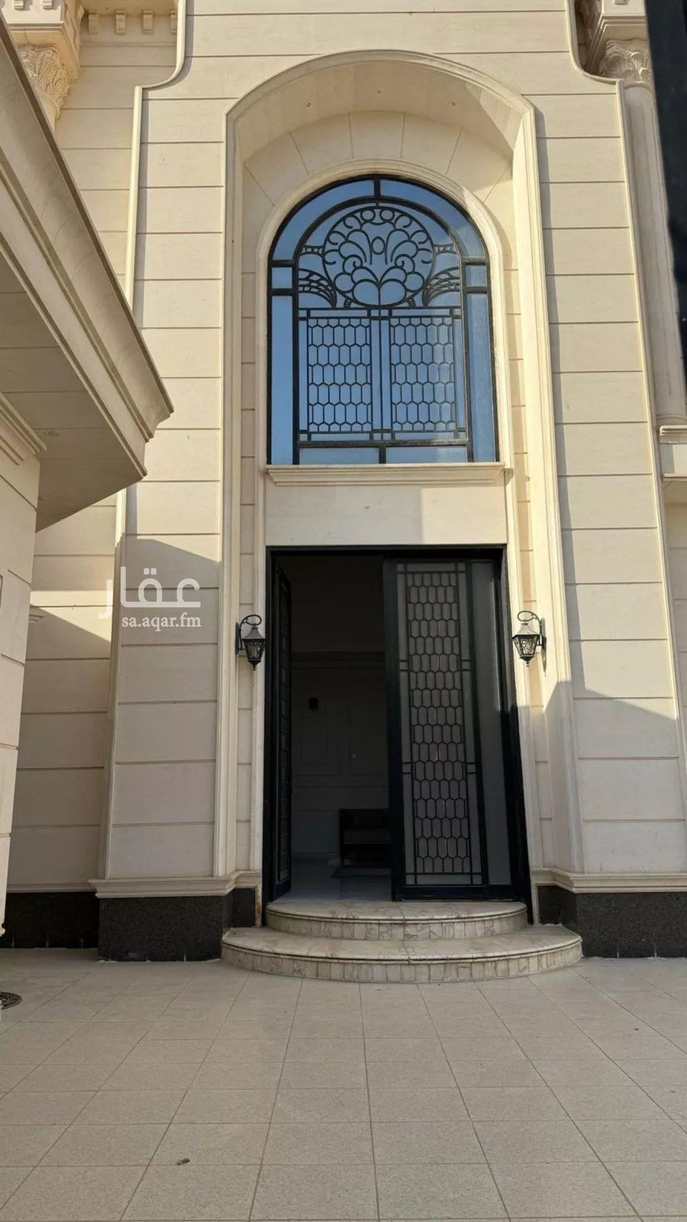 شقة 6 غرف في الرمال 4