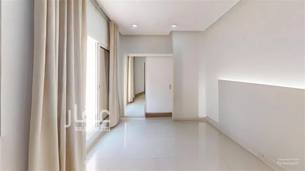 شقة 2 غرف في الملقا 4