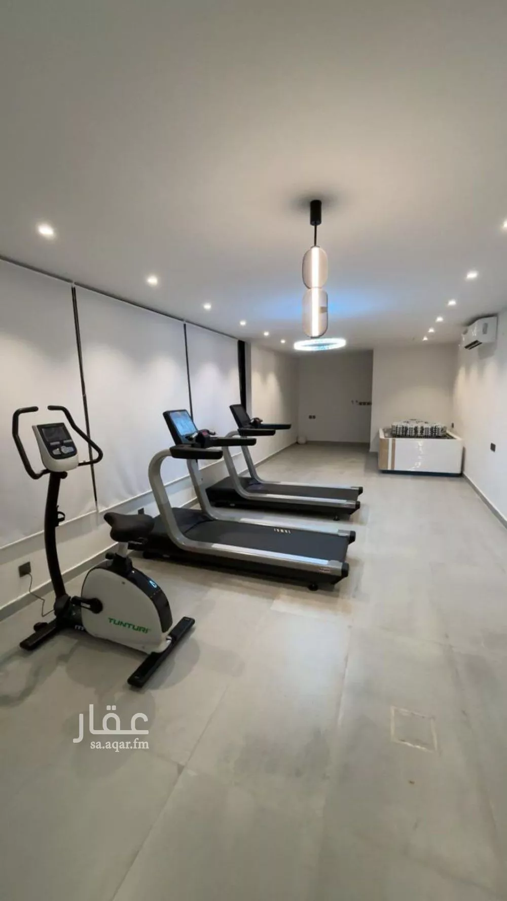 شقة 3 غرف في الحمرا 4